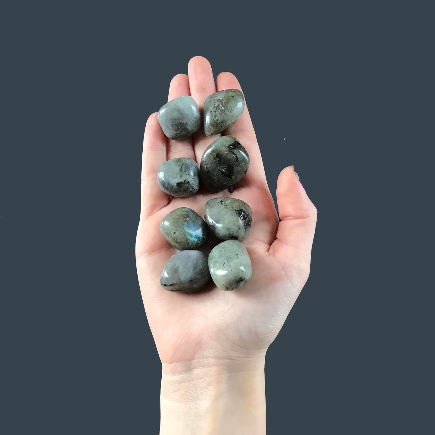 labradorite tumbled stones