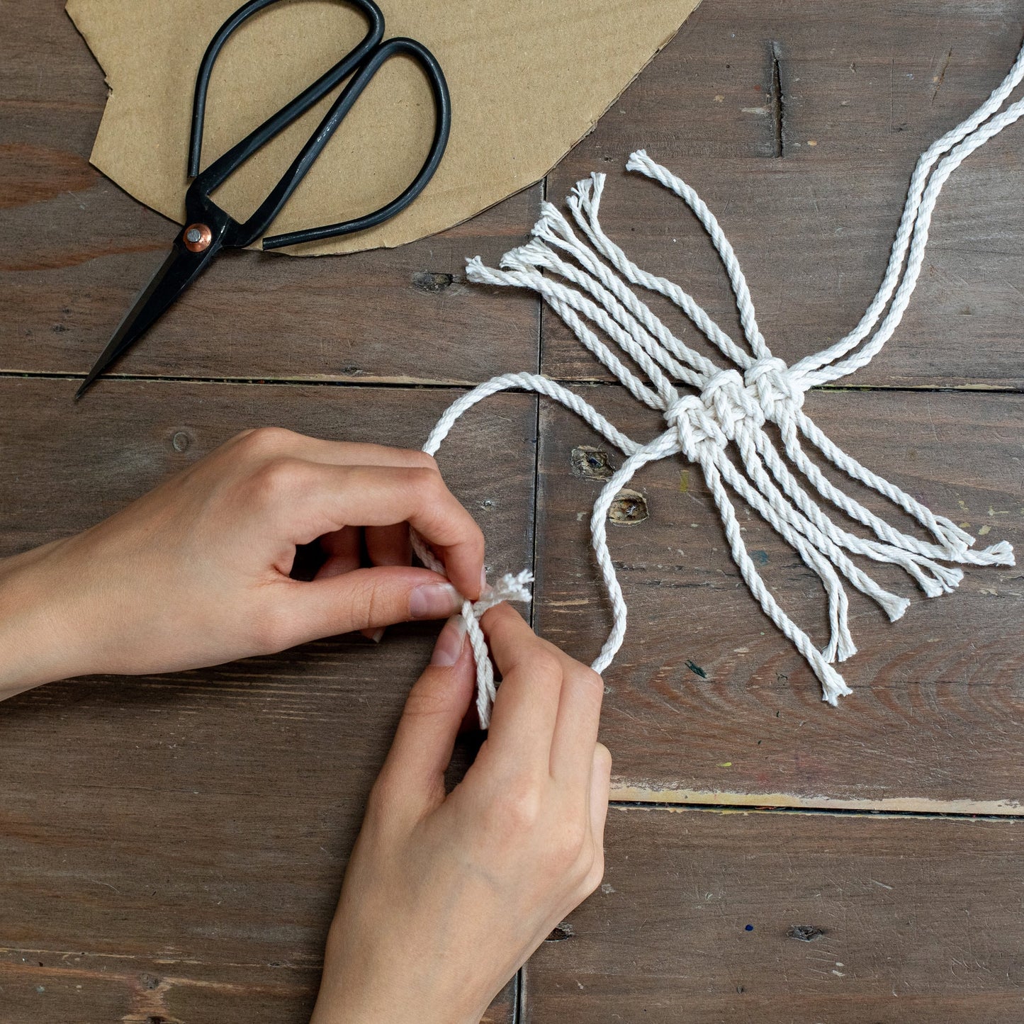 DIY Macrame Feather Making Kit | Modern Macrame Wall Hanging Kit | Dark Grey / Dusky Pink / Natural